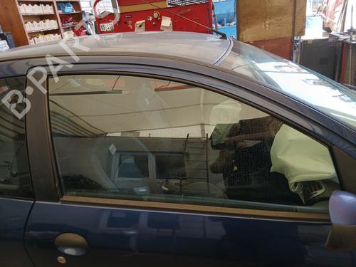 Used Front right door window PEUGEOT 206 Hatchback (2A/C) 1.1 i (60 hp) 28155022