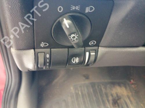 Commande de phare OPEL CORSA C (X01) 1.7 DTI (F08, F68) (75 hp) 26975312