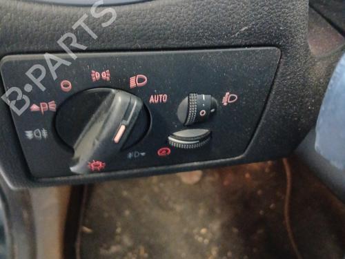 Used Headlight switch Headlight switch FORD FOCUS II (DA_, HCP, DP) 1.6 TDCi (90 hp) 32215602 32215602