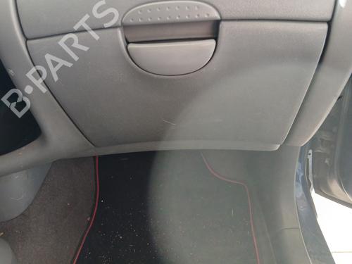 Used Glove box TOYOTA YARIS (_P1_) 1.4 D-4D (NLP10_, NLP10R) (75 hp) 33116272