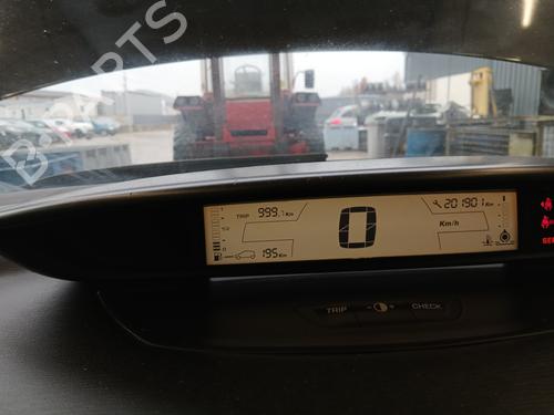 Used Instrument cluster Instrument cluster CITROËN C4 Coupe (LA_) 2.0 HDi (136 hp) 32269970 32269970
