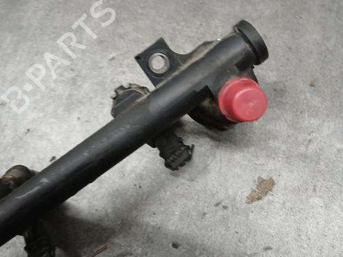 Used Injection rail Injection rail RENAULT MEGANE I (BA0/1_) 1.6 16V (BA04, BA0B, BA11, BA1J, BA16, BA19, BA1K, BA1V,... (107 hp) 30543645 30543645