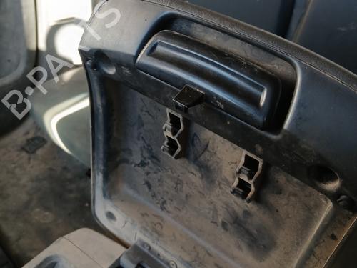 Armrest / Center console NISSAN NAVARA NP300 (D40) 2.5 dCi 4WD (D40TT, D40T, D40M, D40BB) | BP30126306I20