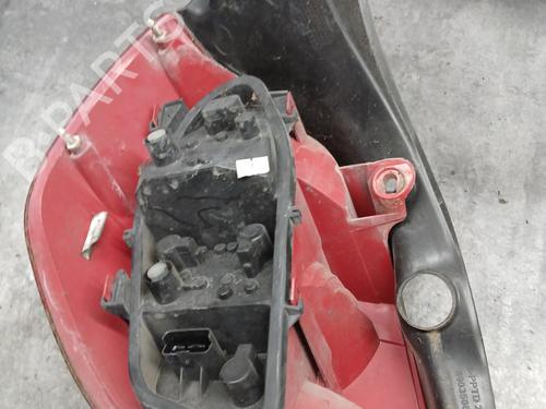 right-taillight-renault-clio-iii-br01-cr01-2005-2006-2007-2008-2009-2010-2011-2012-2013-2014-36009965 main image