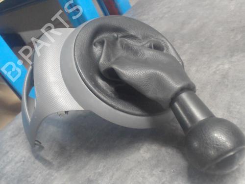 Used Gear lever PEUGEOT PARTNER Box Body/MPV 1.6 HDi (90 hp) 30161864