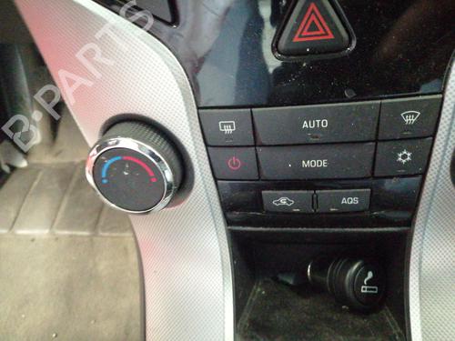 Climate control CHEVROLET CRUZE (J300) 2.0 CDI | BP27618805I5 