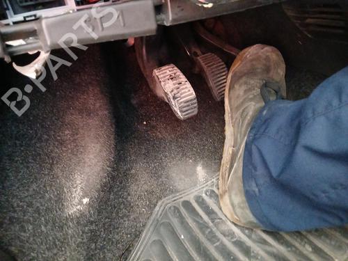 Pedal embraiagem FIAT PUNTO (188_) 1.2 60 (188.030, .050, .130, .150, .230, .250) (60 hp) 32176251