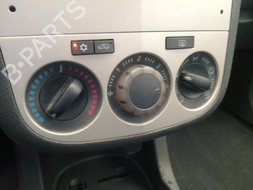 Used Climate control OPEL CORSA D (S07) 1.2 LPG (L08, L68) (80 hp) 26430384