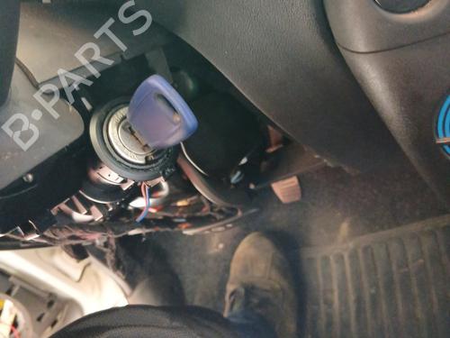 Clé de contact FIAT PUNTO (188_) 1.2 60 (188.030, .050, .130, .150, .230, .250) (60 hp) 32176237