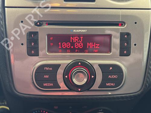 Used Radio ALFA ROMEO MITO (955_) 1.4 TJet (955AXA1B) (155 hp) 31317339