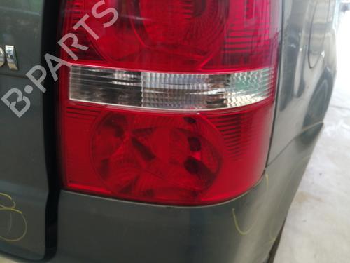 Right taillight VW TOURAN (1T1, 1T2) 2.0 TDI 16V | BP27683551C35 