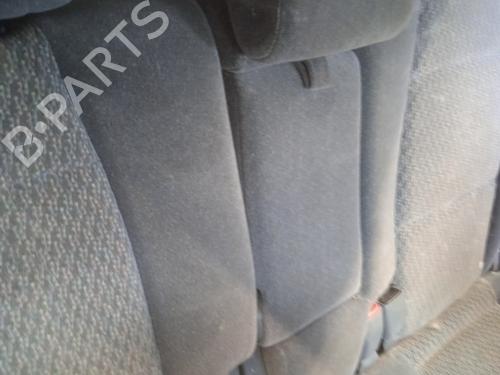 Rear seat HYUNDAI SANTA FÉ I (SM) 2.0 CRDi 4x4 | BP21282781C17 