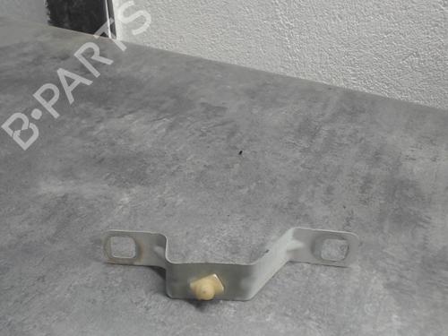 Used Support Support RENAULT MEGANE IV Hatchback (B9A/M/N_) 1.5 Blue dCi 95 (B9A2, B9A6) (95 hp) 20885987 20885987