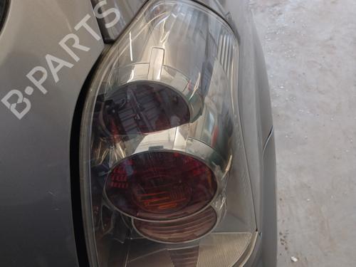 Farolim direito Farolim direito TOYOTA COROLLA Verso (ZER_, ZZE12_, R1_) 2.2 D-4D (AUR10_, AUR10R) (136 hp) 36009324 36009324