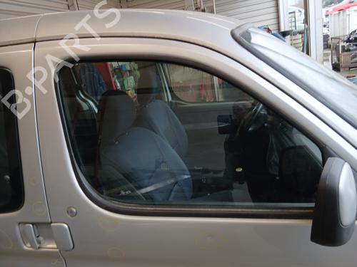 Used Front right door window Front right door window CITROËN BERLINGO / BERLINGO FIRST MPV (MF_, GJK_, GFK_) 1.6 HDI 90 (MF9HX) (90 hp) 32864459 32864459