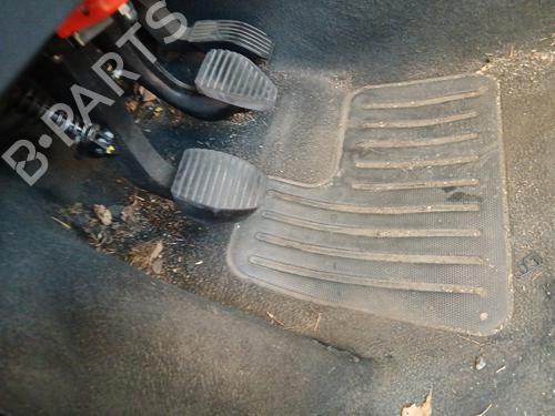Used Clutch pedal CITROËN C3 I (FC_, FN_) 1.1 i (60 hp) 30060087