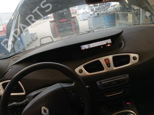 Instrumentbræt RENAULT GRAND SCÉNIC III (JZ0/1_) 1.9 dCi (JZ0J, JZ0N, JZ1K, JZ1S) (131 hp) 30144742