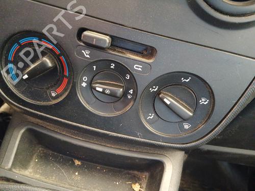 Used Climate control Climate control FIAT QUBO (225_) 1.3 D Multijet (225CXB1A, 225AXB1A, 225CXB11, 225AXB11,... (75 hp) 32684356 32684356