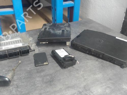 Used Electronic module RENAULT GRAND SCÉNIC II (JM0/1_) 1.5 dCi (103 hp) 22318256