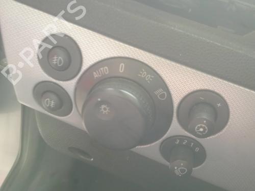 Used Headlight switch OPEL ASTRA H (A04) 1.9 CDTI (L48) (120 hp) 20880099
