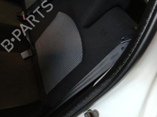 Used Rear left seatbelt PEUGEOT 206 Hatchback (2A/C) 1.4 HDi eco 70 (68 hp) 31629243