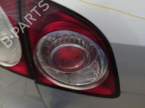 left-tailgate-light-vw-golf-plus-v-5m1-521-2004-2005-2006-2007-2008-2009-2010-2011-2012-2013-32321543 main image