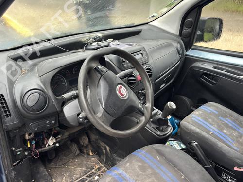 Brugte FIAT QUBO (225_)  1.3 D Multijet (225CXB1A, 225AXB1A, 225CXB11, 225AXB11,...  4452691