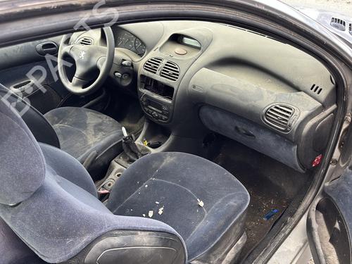 Venstre  Fortil Tågelygte PEUGEOT 206 Hatchback (2A/C) 2.0 HDI 90 | BP29310636C30 