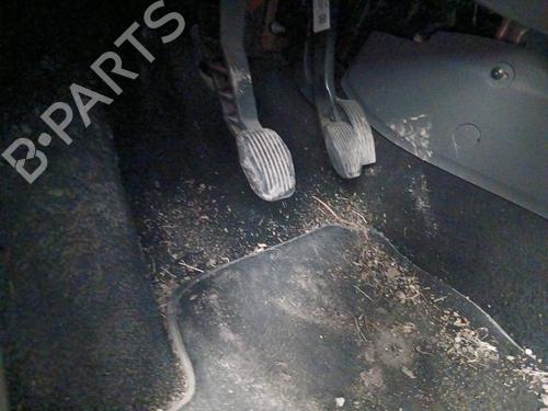 Used Clutch pedal FORD FOCUS II (DA_, HCP, DP) 1.6 TDCi (90 hp) 30438821