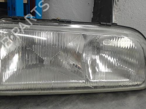 Used Right headlight Right headlight VOLVO 850 Estate (855) 2.5 TDI (140 hp) 20882032 20882032