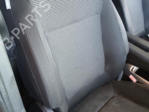 Used Right front seat Right front seat PEUGEOT 5008 (0U_, 0E_) 1.6 HDi (112 hp) 34152289 34152289