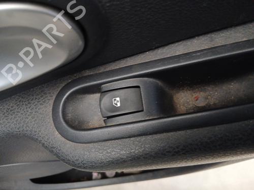 Used Right rear window switch Right rear window switch RENAULT MODUS / GRAND MODUS (F/JP0_) 1.5 dCi (FP0F, JP0F) (86 hp) 36009760 36009760