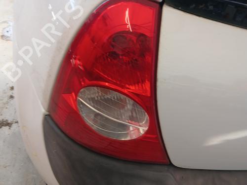 Feu arrière gauche RENAULT CLIO II (BB_, CB_) 1.5 dCi (B/CB07) (65 hp) 32384204