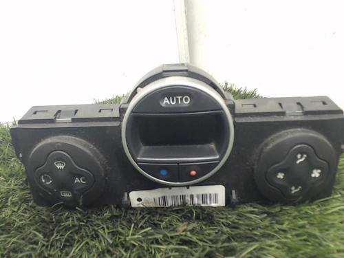 Climate control RENAULT CLIO III (BR0/1, CR0/1) 1.5 dCi (BR17, CR17) | BP20883389I5 