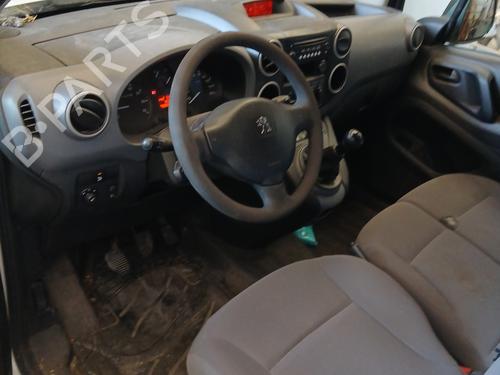 Tailgate lock PEUGEOT PARTNER Box Body/MPV 1.6 HDi | BP30156583C101