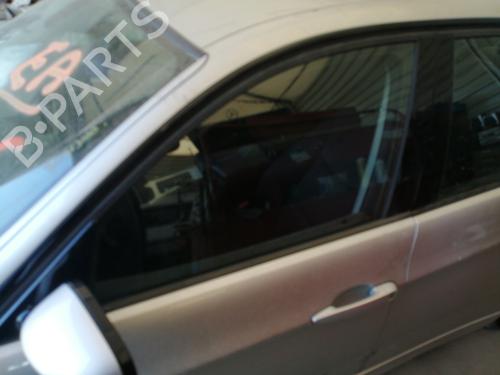 Deurruit links voor BMW 3 (E90) 318 d (143 hp) 26901705