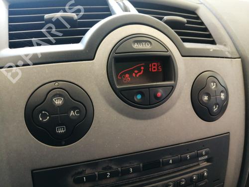 Used Climate control RENAULT MEGANE II Coupé-Cabriolet (EM0/1_) 1.9 dCi (120 hp) 27679843