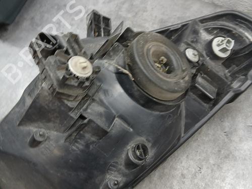 Venstre forlygte TOYOTA RAV 4 II (_A2_) 2.0 D 4WD (CLA20_, CLA21_, CLA20R, CLA21R) | BP29633128C28 