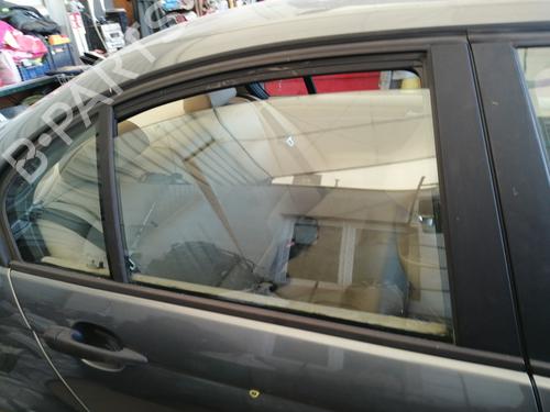 Used Rear right door window BMW 3 (E46) 320 d (150 hp) 26240416