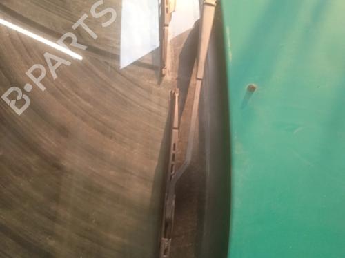 Used Front windshield wiper arm PEUGEOT 106 II (1A_, 1C_) 1.0 i (50 hp) 22925003