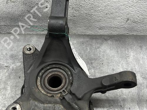 Used Right front steering knuckle Right front steering knuckle OPEL VIVARO A Van (X83) 1.9 DTI (F7) (101 hp) 33741802 33741802