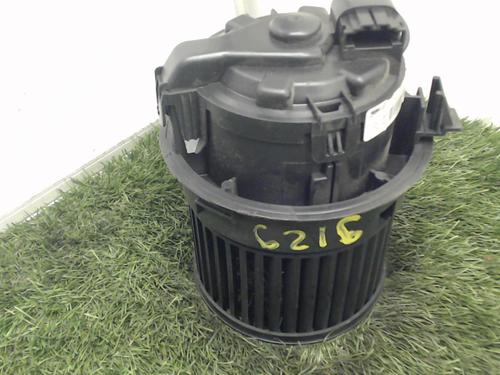 Used Heater blower motor PEUGEOT 208 I (CA_, CC_) 1.6 HDi (92 hp) 20887037