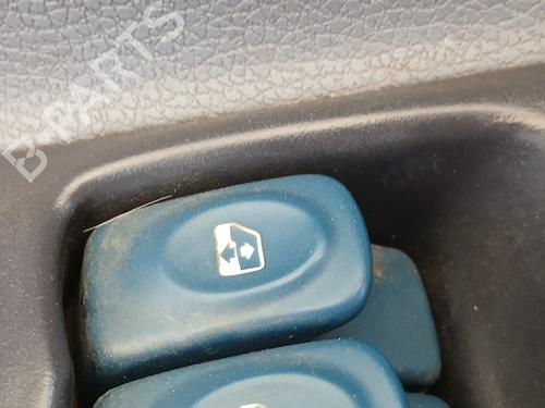 Used Left front window switch Left front window switch RENAULT TWINGO I (C06_) 1.2 (C063, C064) (55 hp) 36414793 36414793