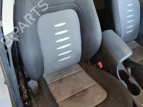 Sedile anteriore destro Sedile anteriore destro KIA CEE'D SW (ED) [2007-2012] 36010275 36010275