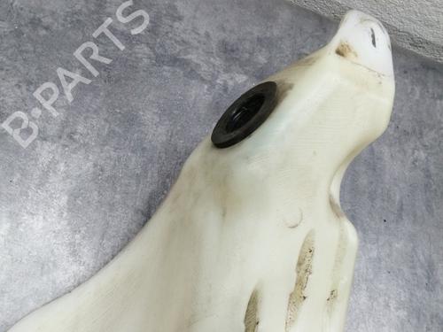 Used Windscreen washer tank Windscreen washer tank 20884029 20884029