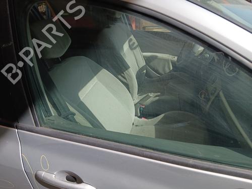 front-right-door-window-renault-clio-iii-br01-cr01-2005-2006-2007-2008-2009-2010-2011-2012-2013-2014-33044453 main image