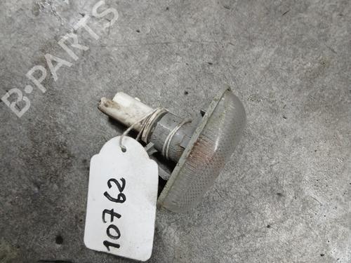 Blinklys fortil venstre PEUGEOT 106 II (1A_, 1C_) 1.1 i (60 hp) 31839624