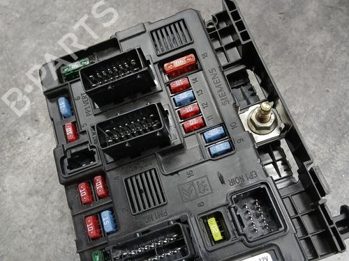 Used Fuse box Fuse box CITROËN C3 I (FC_, FN_) 1.4 16V (88 hp) 31853573 31853573