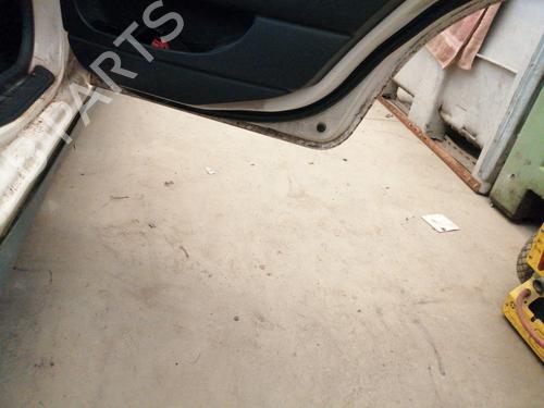 Right rear door VOLVO V40 Estate (645) 1.6 | BP24402753C5 