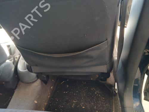 Used Right front seat Right front seat TOYOTA YARIS (_P1_) 1.4 D-4D (NLP10_, NLP10R) (75 hp) 33116295 33116295